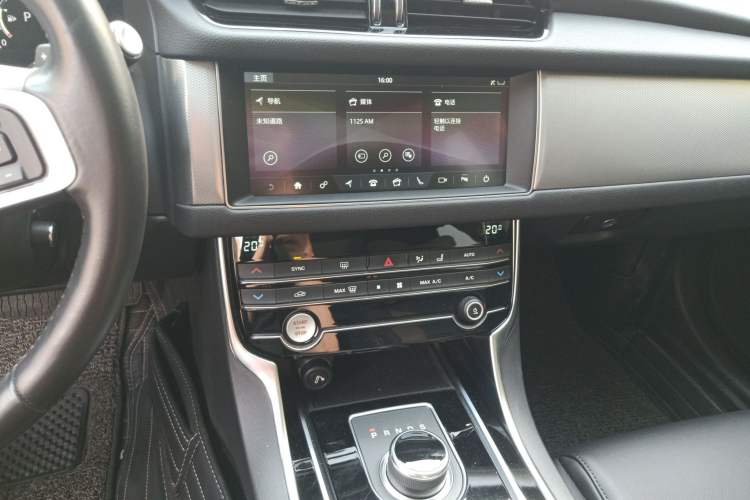 Used Jaguar XFL 2020 XFL 2.0T P200 Two-Wheel-Drive Elite Edition Audio And AC Panel