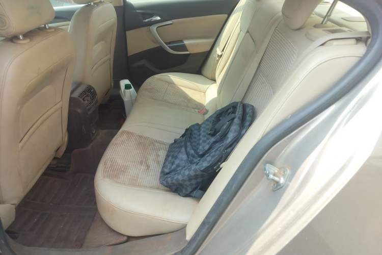 Used Buick Regal 2015 2.0L Leading Fashion Edition
