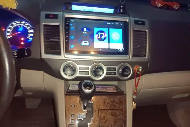 Used Mazda 8 2013 2.5L Ultimate Edition
