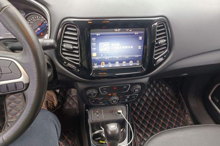 Used Jeep Compass 2017 200T Automatic Prestige Edition
