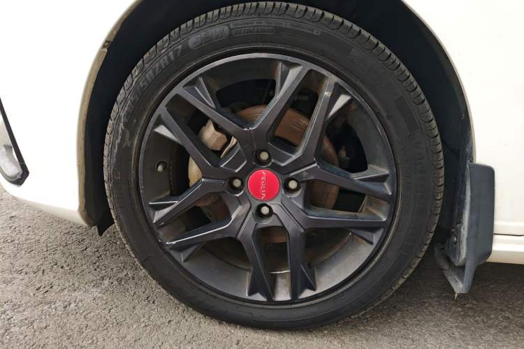 Used Dongfeng Aeolus Yixuan 2021 230T Automatic Chasing Shadow Edition