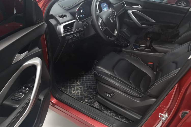 Used Baojun 530 2020 1.5T CVT Prestige Connected Version 7 Seats Driver Seat