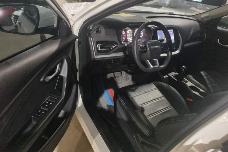 Used JETOUR X70M 2020 Revised 1.5T Manual Partner Version 5-Seater
