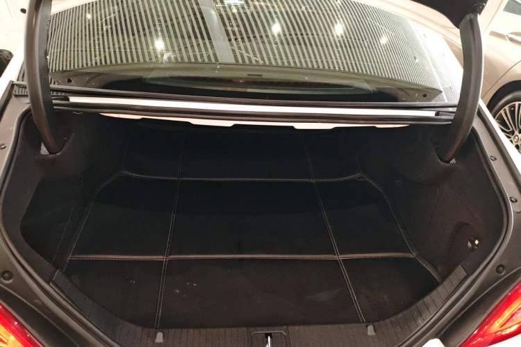 Used Mercedes-Benz CLS 2012 CLS 300 CGI
