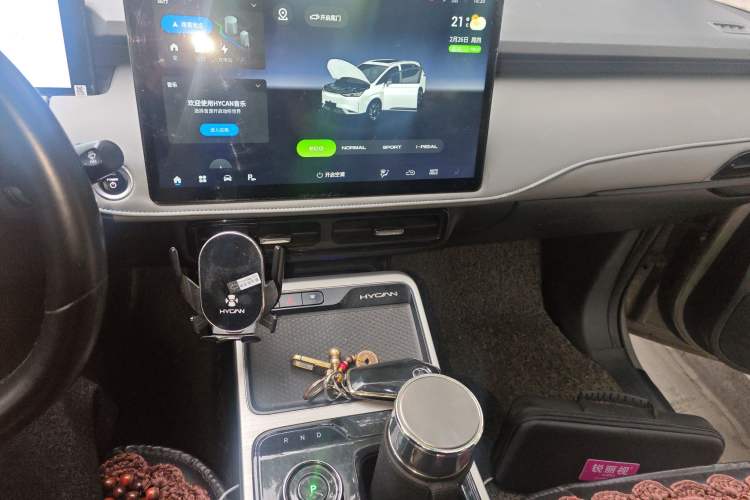 Used Hycan Z03 2022 510 km Range Trendy Cool Version 160 kW 61.13 kWh
