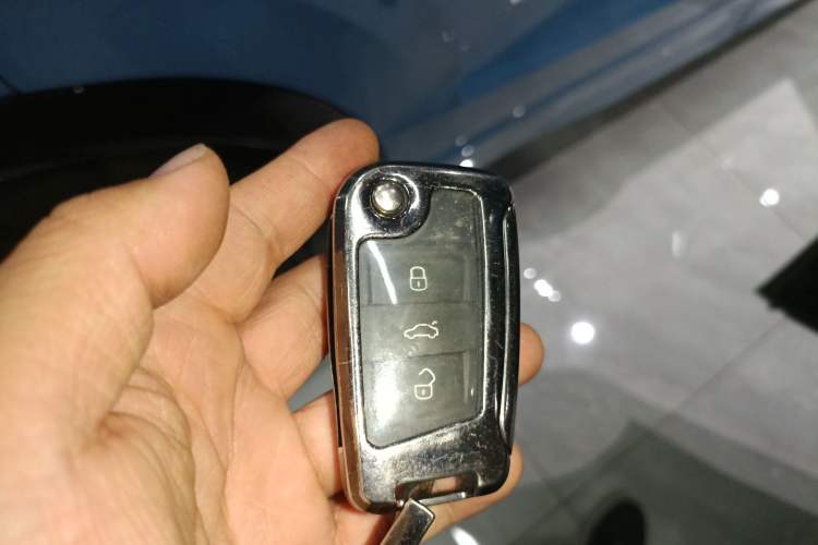 Used Volkswagen Tiguan L 2024 330TSI Automatic Two-Wheel Drive R-Line Enhanced Edition Interior 1