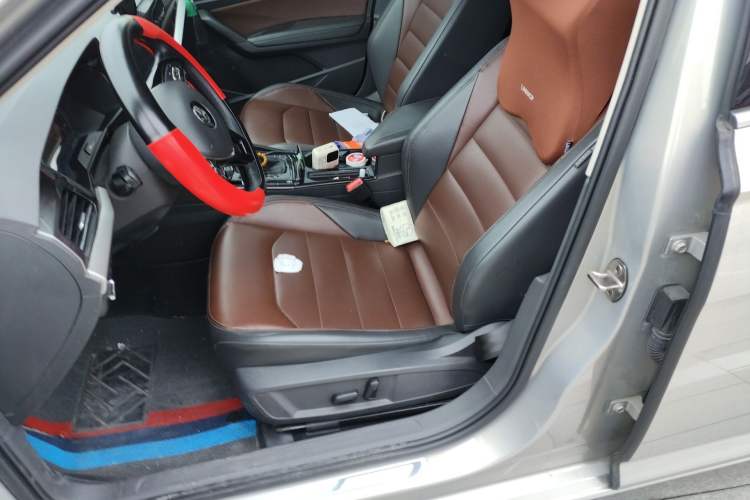 Used Volkswagen Lavida 2019 280TSI DSG Luxury Edition China VI Standard Left Front Seat