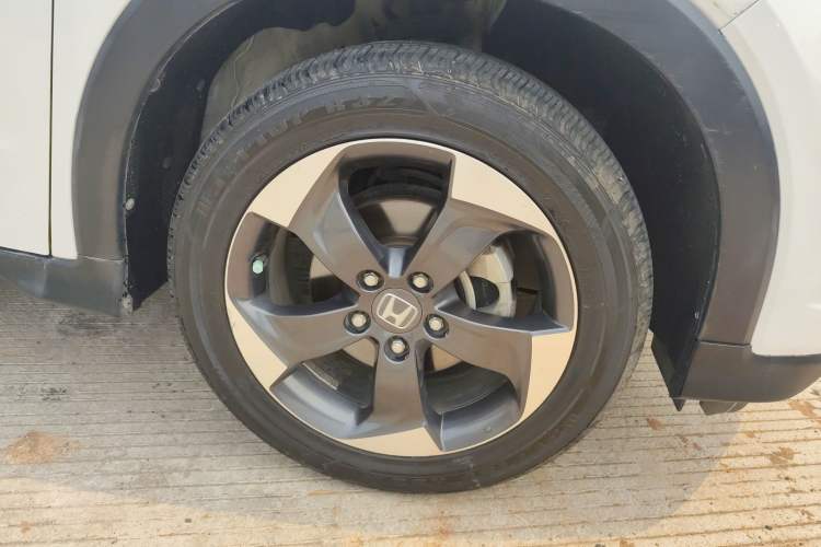 Used Honda Vezel 2017 1.8L CVT Front-Wheel Drive Pioneer Edition Right Front Wheel Hub