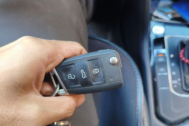 Used Volkswagen Tharu 2022 280TSI Two-Wheel Drive Comfort Edition Vehicle Key