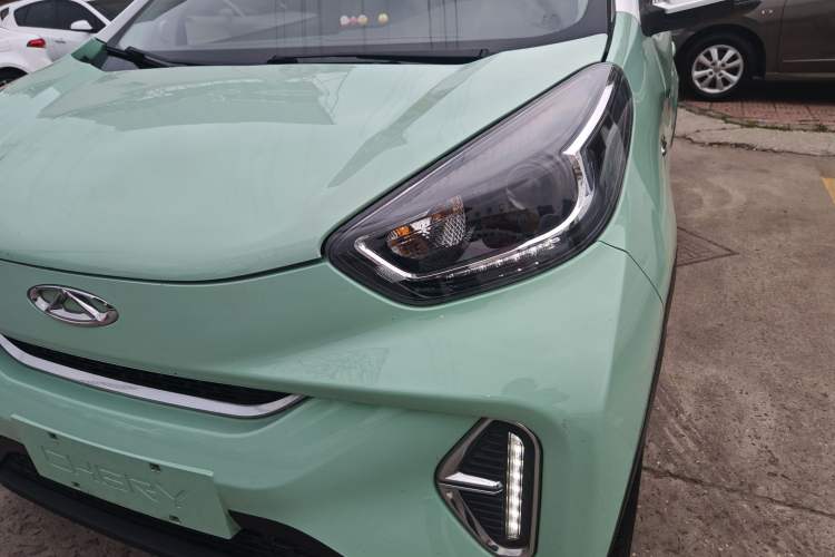 Used Chery QQ Little Ant 2022 Sweet Pink Edition Half-Sugar Version Lithium Iron Phosphate 30 kW 301 km