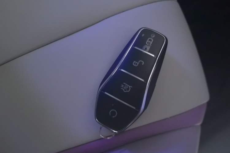 Used BYD Dolphin 2021 405 km Fashion Edition
