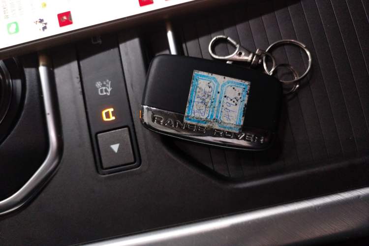 Used Land Rover Range Rover Evoque 2016 2.0T SE Smart Glow Edition