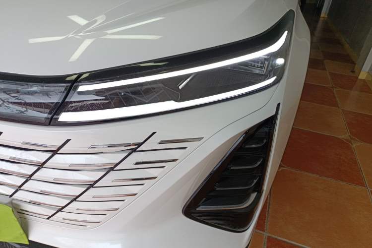 Used CHANGAN CS75 PLUS 2024 3rd Generation Champion Edition 1.5T Intelligent Drive Dynamic Model