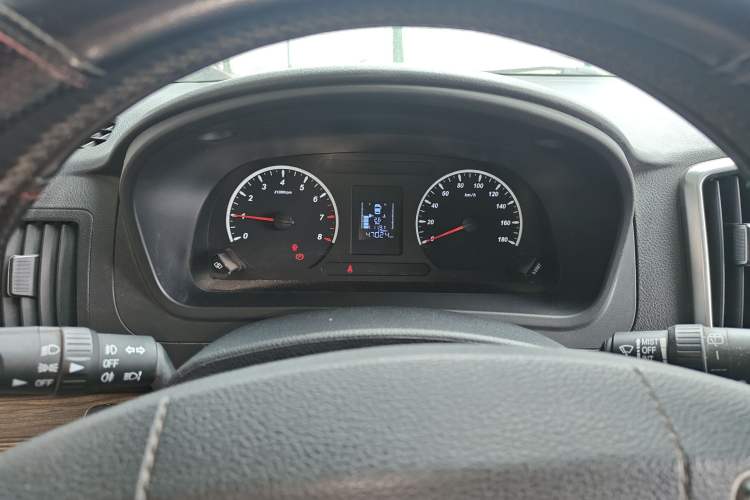 Used FORTHING Lingzhi PLUS 2021 Travel Edition 2.0L Manual Luxury 7-Seater