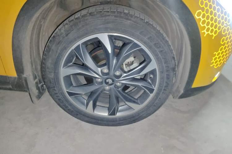 Used Mazda CX-4 2018 2.5L Automatic 4x4 Sky Passion Edition China VI Standard Right Front Wheel Hub