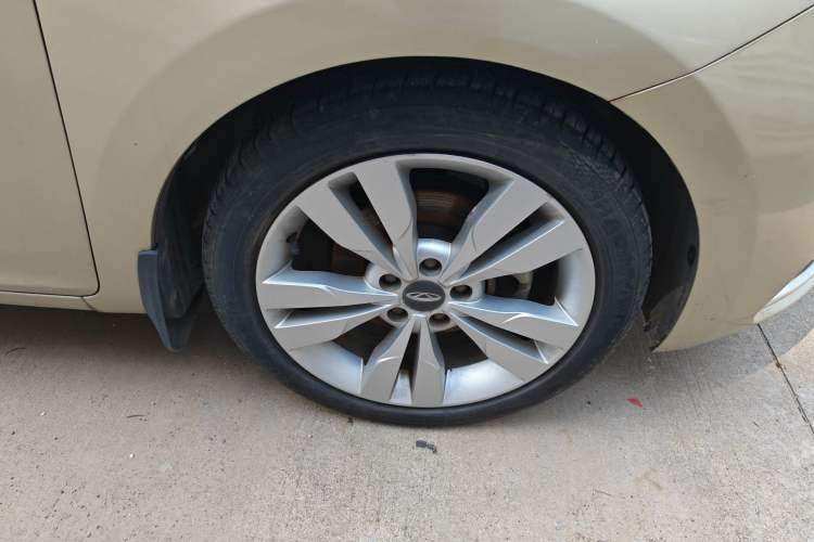 Used Chery Arrizo 5 2017 1.5L Manual Lingchao Edition Right Front Wheel Hub