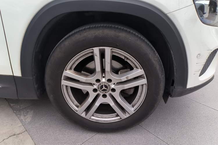 Used Mercedes-Benz GLB 2021 GLB 200 Dynamic Edition Right Front Wheel Hub