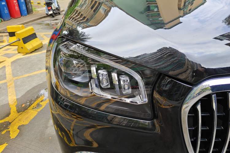 Used Mercedes-Benz Maybach GLS 2021 GLS 480 4MATIC Right Front Headlight