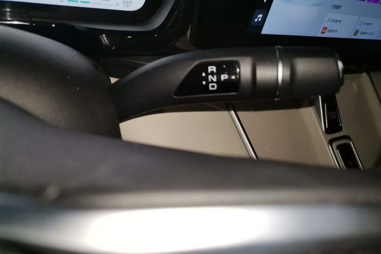 Used Haval Fierce Dragon Max 2023 1.5L Hi4 105 Four-Wheel Drive Elite Edition Gear Lever