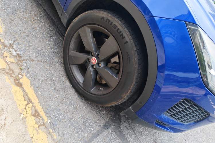 Used Jaguar E-PACE 2018 P250 S China V-standard Right Front Wheel Hub