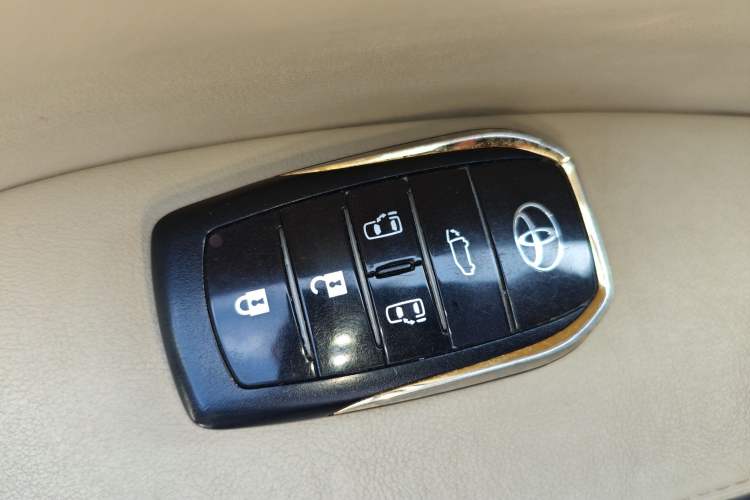 Used Toyota Alphard 2023 Dual-Motor 2.5L Premium Golden Edition