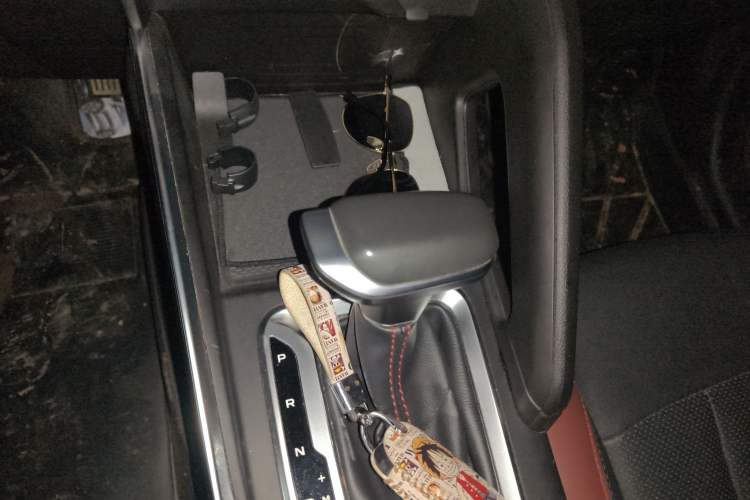 Used Geely Auto Vision X3 2021 PRO 1.5L CVT Deluxe Model
