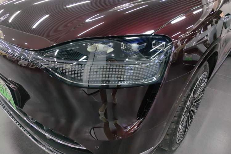 Used Hima AITO M9 2025 Extended-Range Ultra Version 52 kWh 6-Seater Left Front Headlight