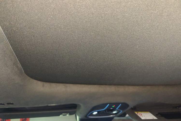 Used Geely Auto Monjaro L 2021 2.0TD DCT EVO Two-Wheel Drive Smart Luxury Version Headliner