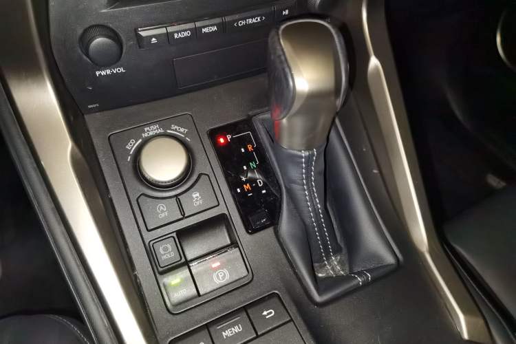 Used Lexus NX 2015 200T All-Wheel-Drive Fēngshàng Edition