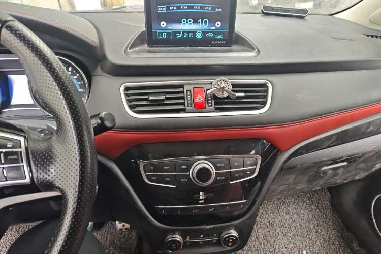 Used Haval H1 2016 Revised Version Blue Badge 1.5L AMT Luxury Edition