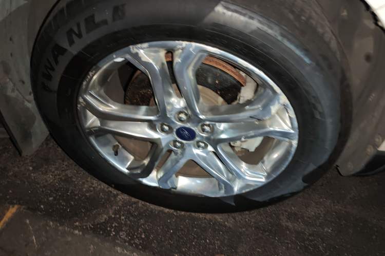 Used Ford Edge 2016 EcoBoost 245 Two-Wheel-Drive Titanium 7-Seater