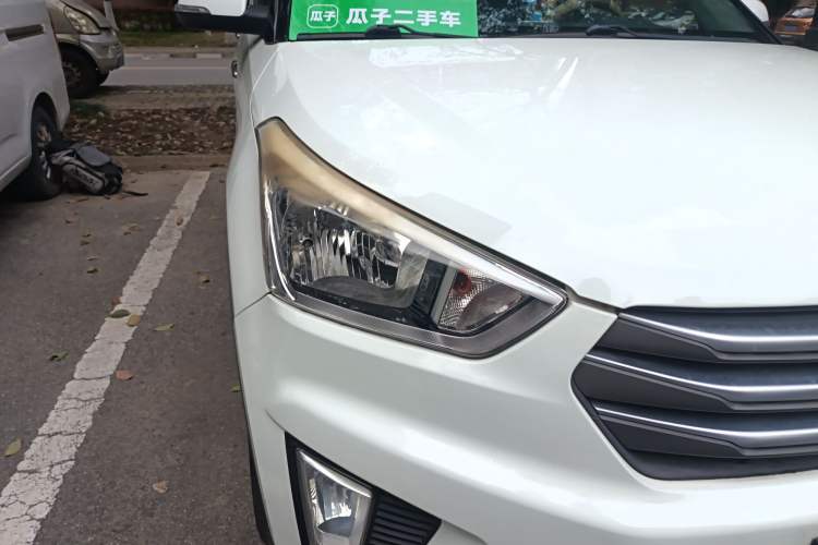 Used Hyundai ix25 2015 1.6L Automatic Two-Wheel Drive Smart GLS Trim
