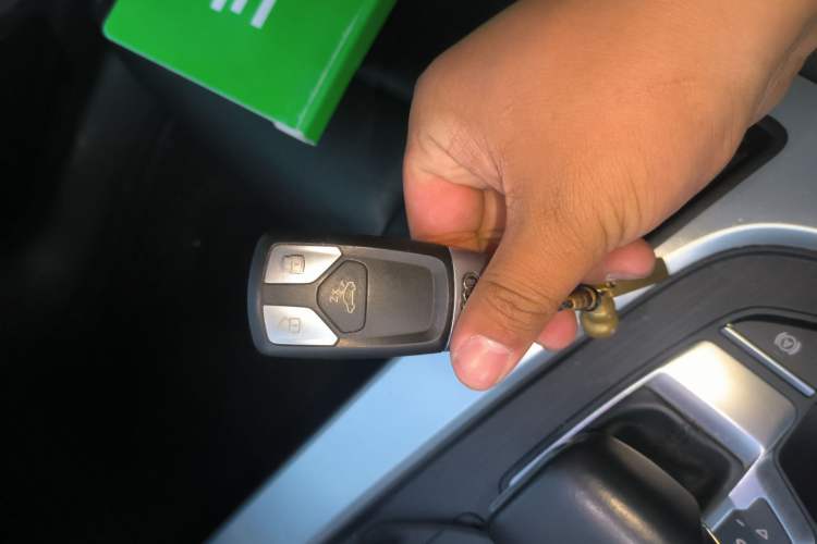 Used Audi A4L 2019 40 TFSI Fashion Version China V