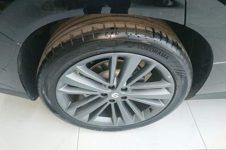 Used Leapmotor C16 2026 Extended-Range 280 LiDAR Zhizun Edition 6 Seats