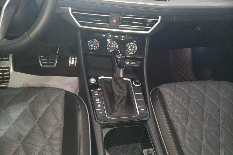 Used Volkswagen Sagitar 2025 300TSI DSG Excellence Edition