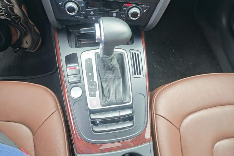 Used Audi A4L 2016 35 TFSI Collection Edition S line Comfort Model
