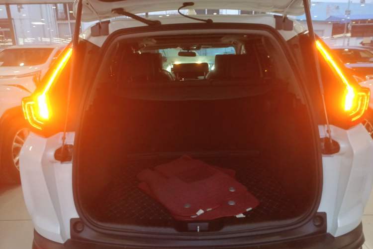 Used Honda CR-V 2021 240TURBO CVT Two-Wheel Drive Urban Edition Trunk