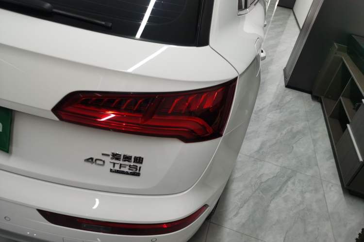 Used Audi Q5L 2020 Revised 40 TFSI Prestige Edition Right Rear Taillight