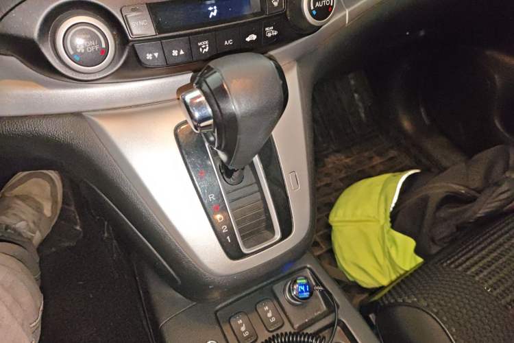 Used Honda CR-V 2012 2.4L four-wheel drive luxury version