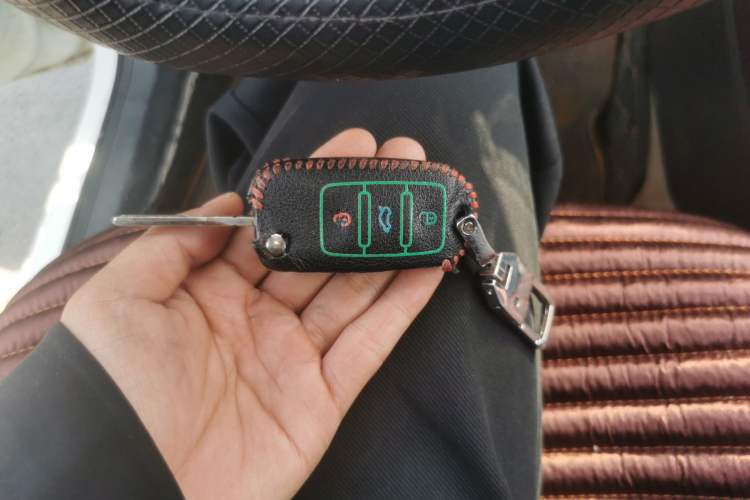 Used Volkswagen Jetta 2015 Zhuihui Edition 1.4L Manual Fashion Model
