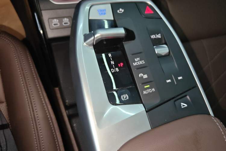 Used BMW iX1 2023 eDrive25L M Sport Package
