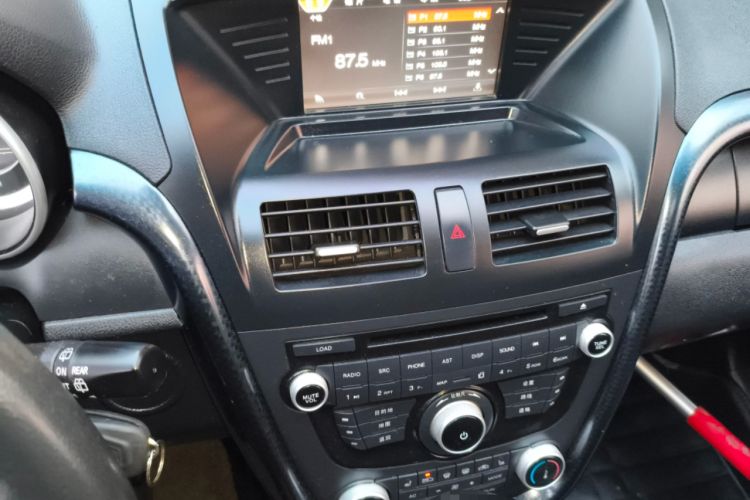 Used Bestune X80 2015 1.8T Automatic Sport Model
