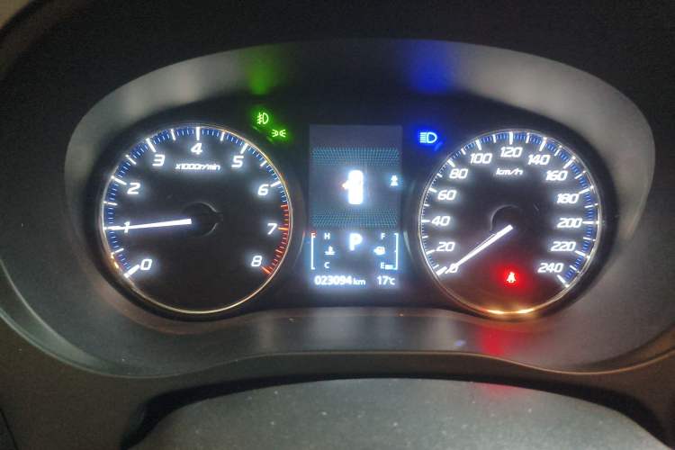 Used Mitsubishi Outlander 2019 2.0L Two-Wheel Drive Comfort Edition 5 Seats China V Standard