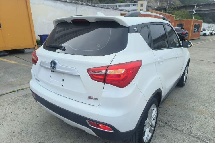 Used CHANGAN CS35 2017 1.6L Manual Luxury Model
