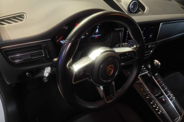 Used Porsche Macan 2018 Macan 2.0T