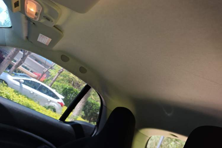 Used smart fortwo 2018 1.0L 52kW Hardtop Dynamic Version China V Headliner