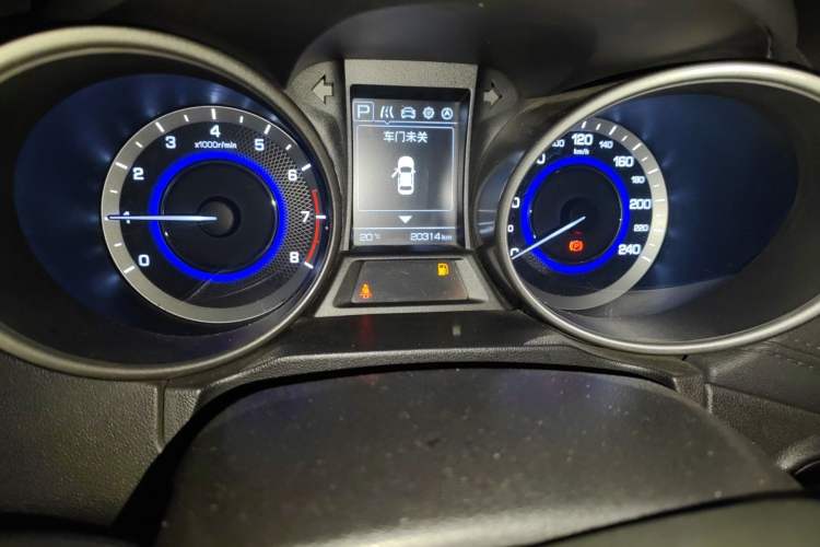 Used CHANGAN CS35 2017 1.6L Automatic Luxury Model Odometer Close Up