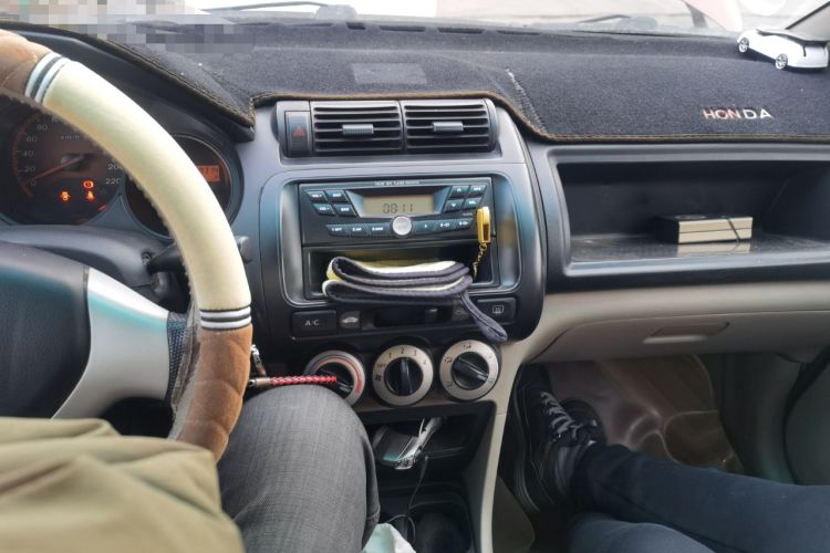 Used Everus S1 2011 1.3L Manual Comfort Edition