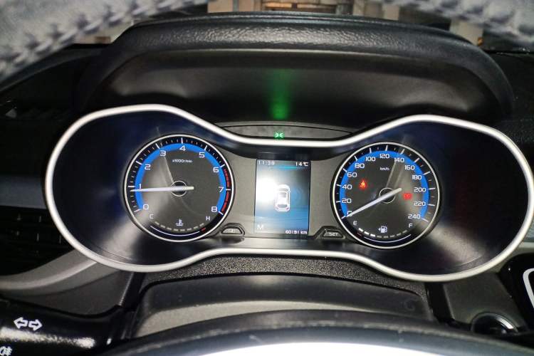 Used Geely Auto Vision S1 2019 Upgraded Model 1.5L Manual Elite Version
