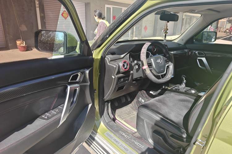 Used BAIC Off-Road BJ20 2016 1.5T Manual Luxury Model Driver Seat